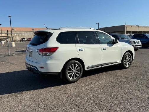 2015 Nissan Pathfinder SL