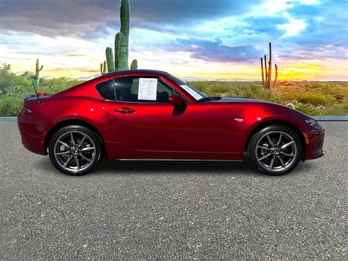 2023 Mazda MX-5 Miata RF Grand Touring