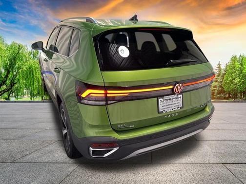 2025 Volkswagen Taos 1.5T SEL