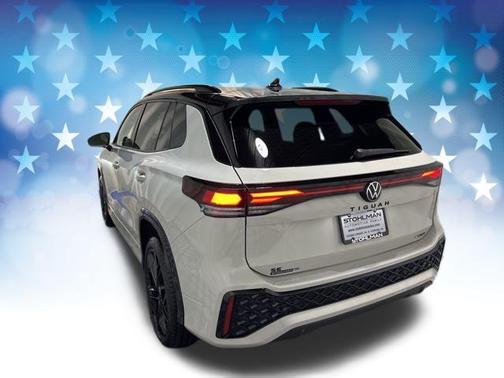 2025 Volkswagen Tiguan 2.0T SE R-Line Black 4MOTION