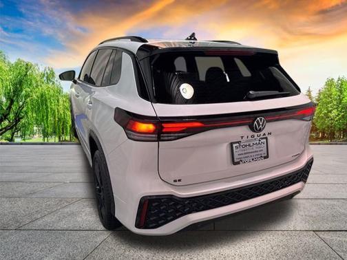 2025 Volkswagen Tiguan 2.0T SE R-Line Black 4MOTION