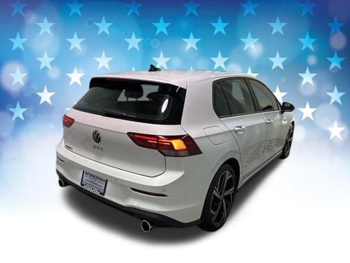 2025 Volkswagen Golf GTI 2.0T SE DSG