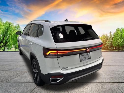 2025 Volkswagen Taos 1.5T SEL