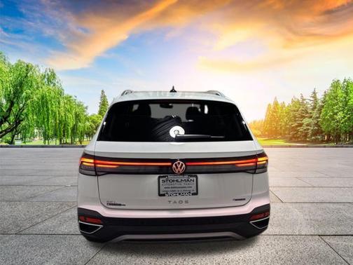 2025 Volkswagen Taos 1.5T SEL