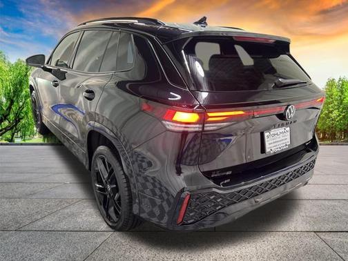 2025 Volkswagen Tiguan 2.0T SE R-Line Black
