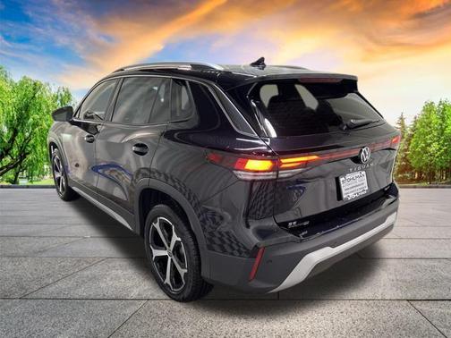 2025 Volkswagen Tiguan 2.0T SE 4MOTION