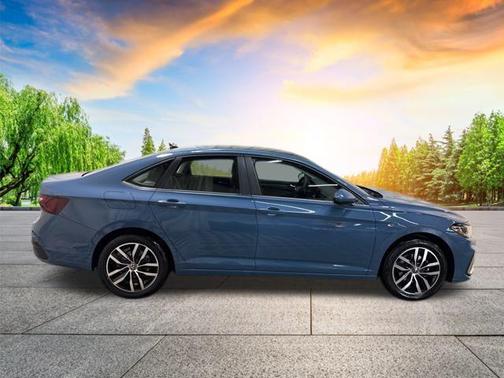 2025 Volkswagen Jetta 1.5T SE