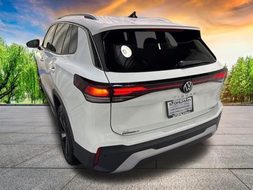 2025 Volkswagen Tiguan 2.0T SE