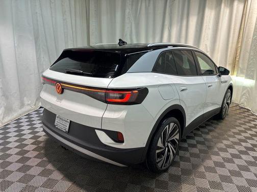 2025 Volkswagen ID.4 Pro S Plus