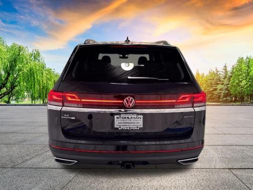 2025 Volkswagen Atlas 2.0T SE w/Technology 4MOTION