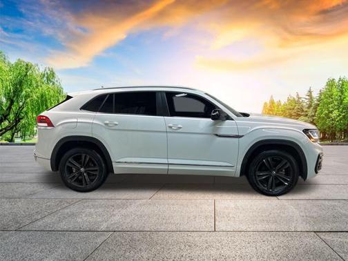 2021 Volkswagen Atlas Cross Sport 3.6L V6 SE w/Technology R-Line