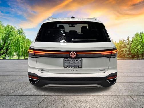 2025 Volkswagen Taos 1.5T SEL