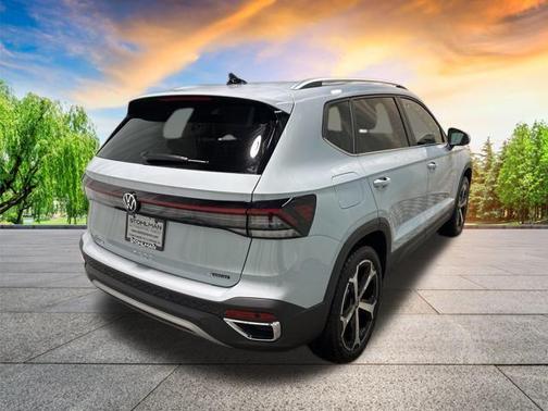 2025 Volkswagen Taos 1.5T SEL