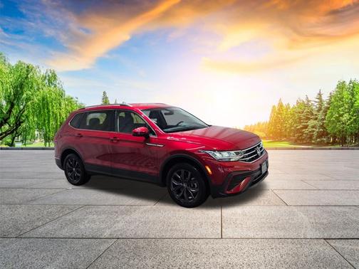 Kings Red 2023 Volkswagen Tiguan 2.0T SE