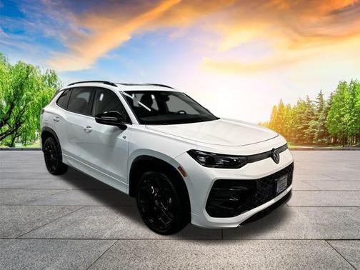 2025 Volkswagen Tiguan 2.0T SE R-Line Black