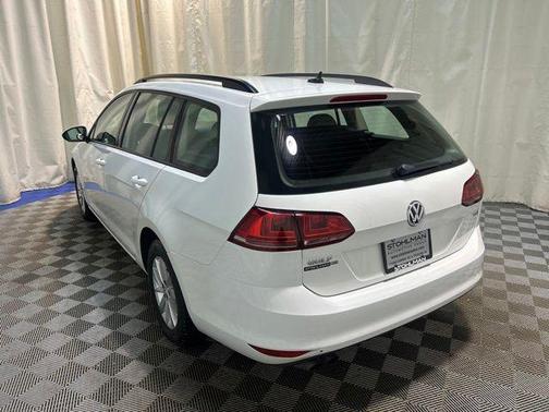 2015 Volkswagen Golf SportWagen TSI S 4-Door