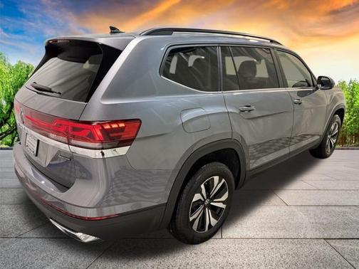 2025 Volkswagen Atlas 2.0T SE