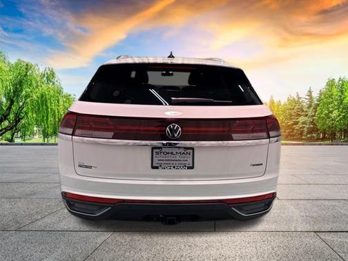 2025 Volkswagen Atlas Cross Sport 2.0T SE w/Technology 4MOTION