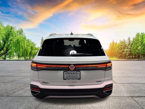 2025 Volkswagen Taos 1.5T SEL