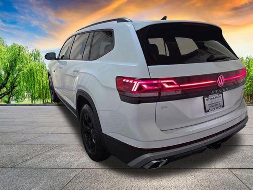 2026 Volkswagen Atlas PEAK EDITION