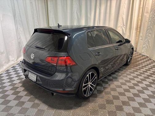 2017 Volkswagen Golf GTI 2.0T S 4-Door