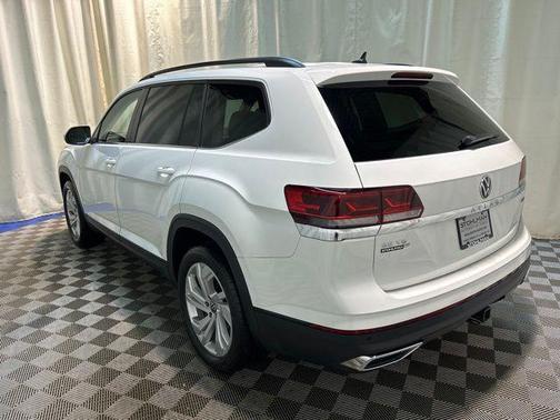 2022 Volkswagen Atlas 3.6L SE w/Technology