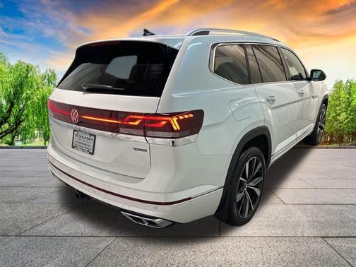 2025 Volkswagen Atlas 2.0T SEL Premium R-Line 4MOTION