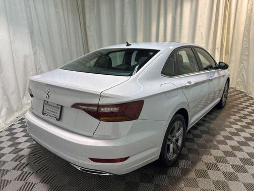 2019 Volkswagen Jetta 1.4T R-Line