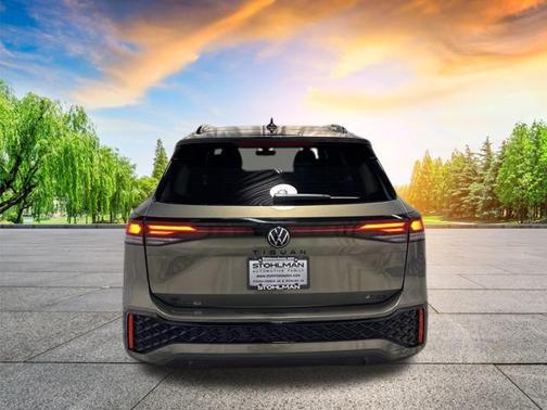 2025 Volkswagen Tiguan 2.0T SE R-Line Black 4MOTION