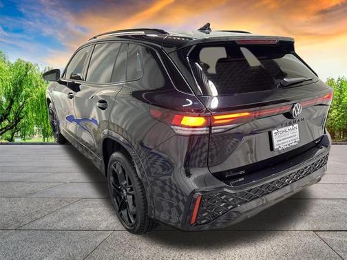 2025 Volkswagen Tiguan 2.0T SE R-Line Black 4MOTION