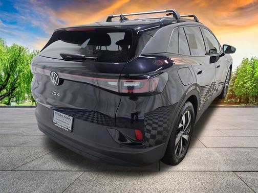 Deep Black Pearl Effect 2023 Volkswagen ID.4 Pro