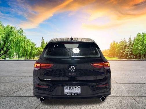 2025 Volkswagen Golf GTI 2.0T SE