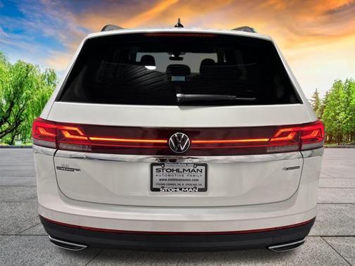 2025 Volkswagen Atlas 2.0T SE