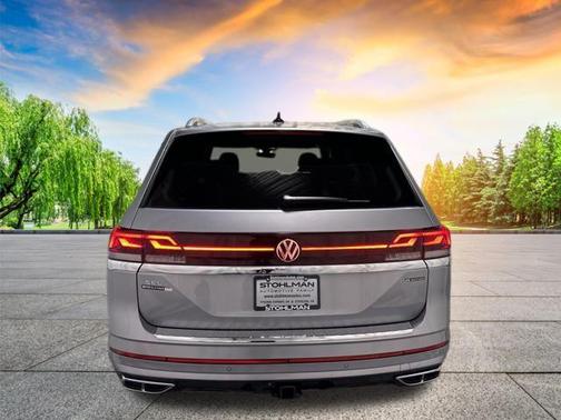 2025 Volkswagen Atlas 2.0T SEL Premium R-Line 4MOTION