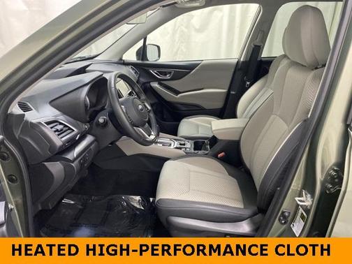 Photo 2 of 31 of 2021 Subaru Forester Premium