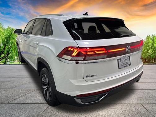 2026 Volkswagen Atlas Cross Sport 2.0T SE