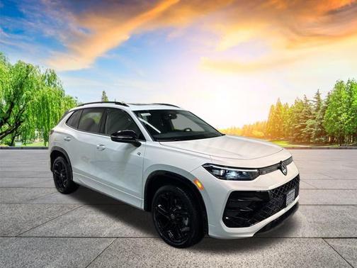 2025 Volkswagen Tiguan 2.0T SE R-Line Black