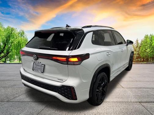 2025 Volkswagen Tiguan 2.0T SE R-Line Black 4MOTION