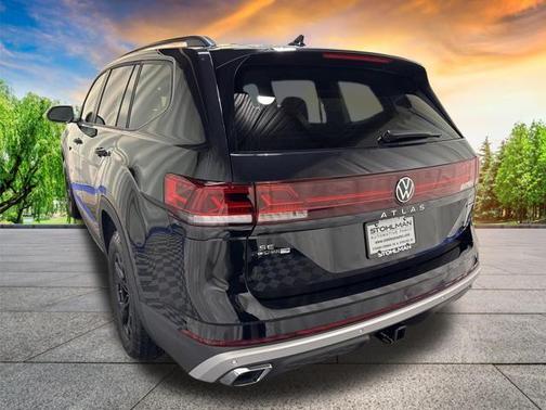 2025 Volkswagen Atlas 2.0T SE