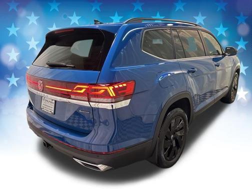 2025 Volkswagen Atlas 2.0T SE w/Technology 4MOTION