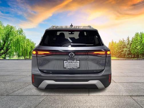 2025 Volkswagen Tiguan 2.0T SE 4MOTION