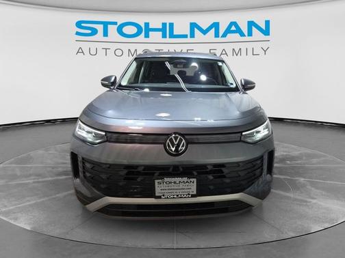 Platinum Gray Metallic 2025 Volkswagen Tiguan 2.0T SE