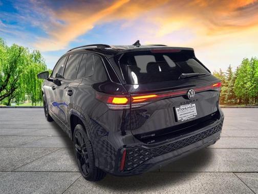 2025 Volkswagen Tiguan 2.0T SE R-Line Black 4MOTION
