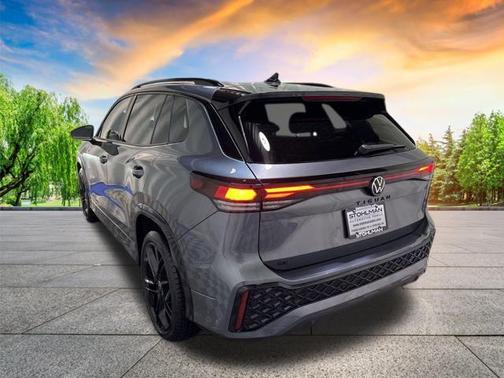 2025 Volkswagen Tiguan 2.0T SE R-Line Black