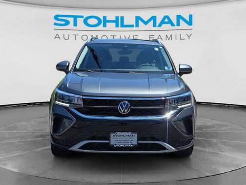 Platinum Gray Metallic 2023 Volkswagen Taos 1.5T SE