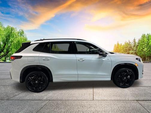 2025 Volkswagen Tiguan 2.0T SE R-Line Black