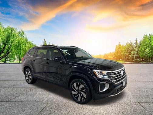 2025 Volkswagen Atlas 2.0T SE w/Technology 4MOTION
