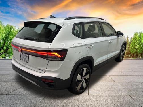 2025 Volkswagen Taos 1.5T S