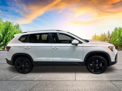 2025 Volkswagen Taos 1.5T SEL