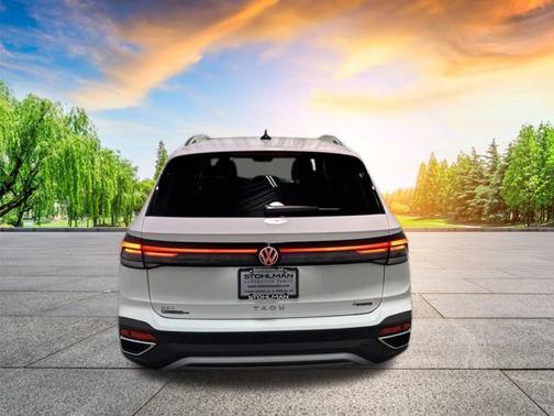 2025 Volkswagen Taos 1.5T SEL